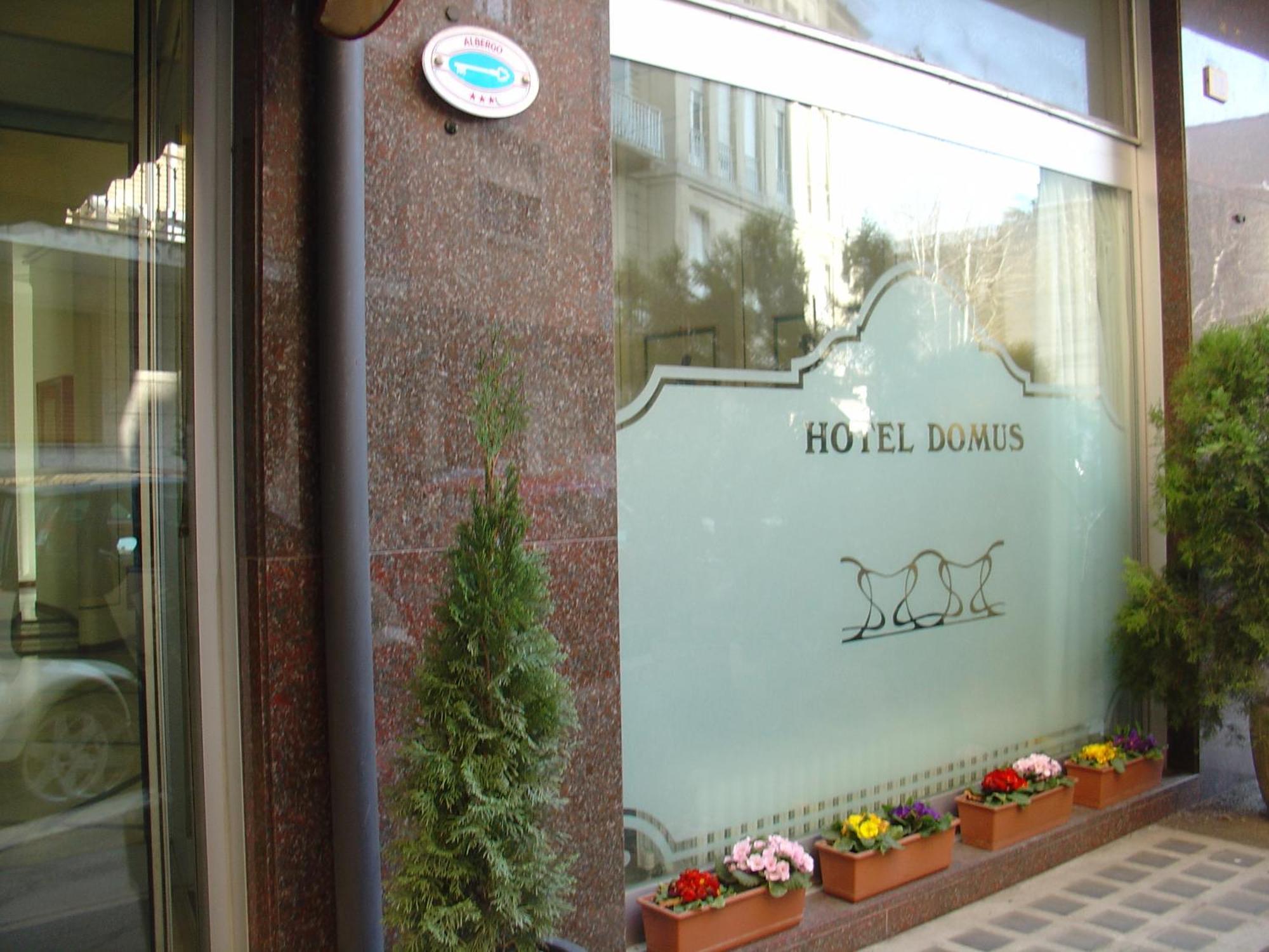 Domus Hotel Alessandria Ngoại thất bức ảnh