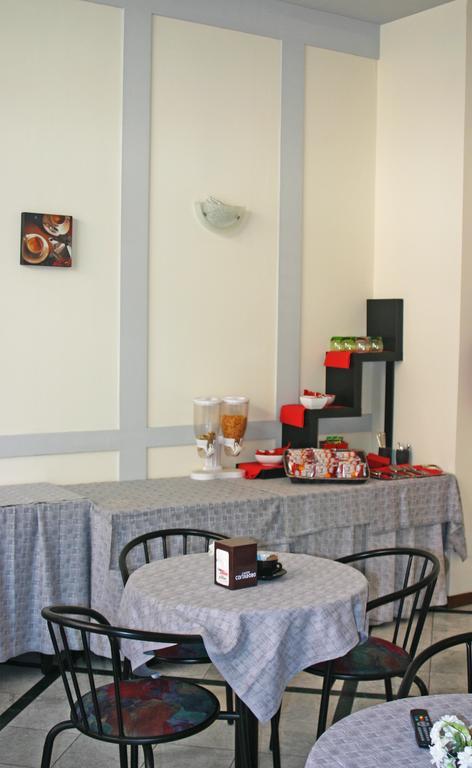 Domus Hotel Alessandria Ngoại thất bức ảnh