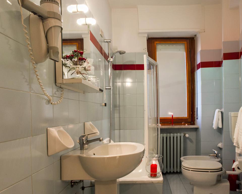 Domus Hotel Alessandria Ngoại thất bức ảnh